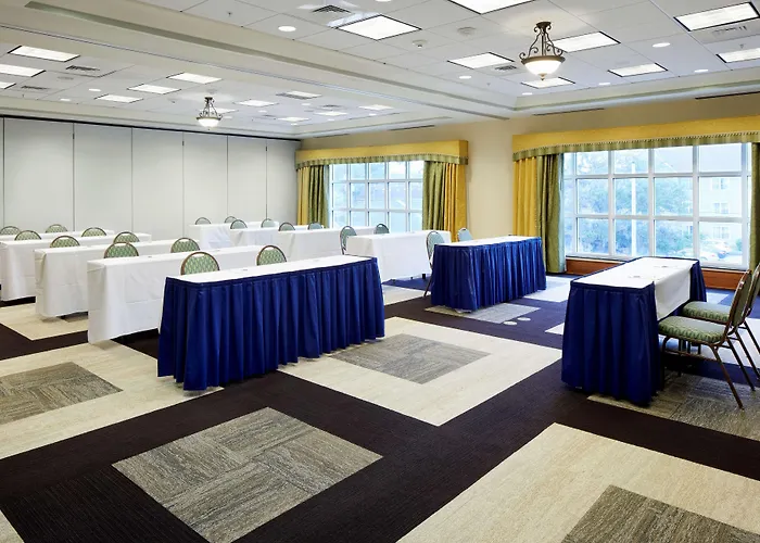 Hampton Inn & Suites Savannah/Midtown